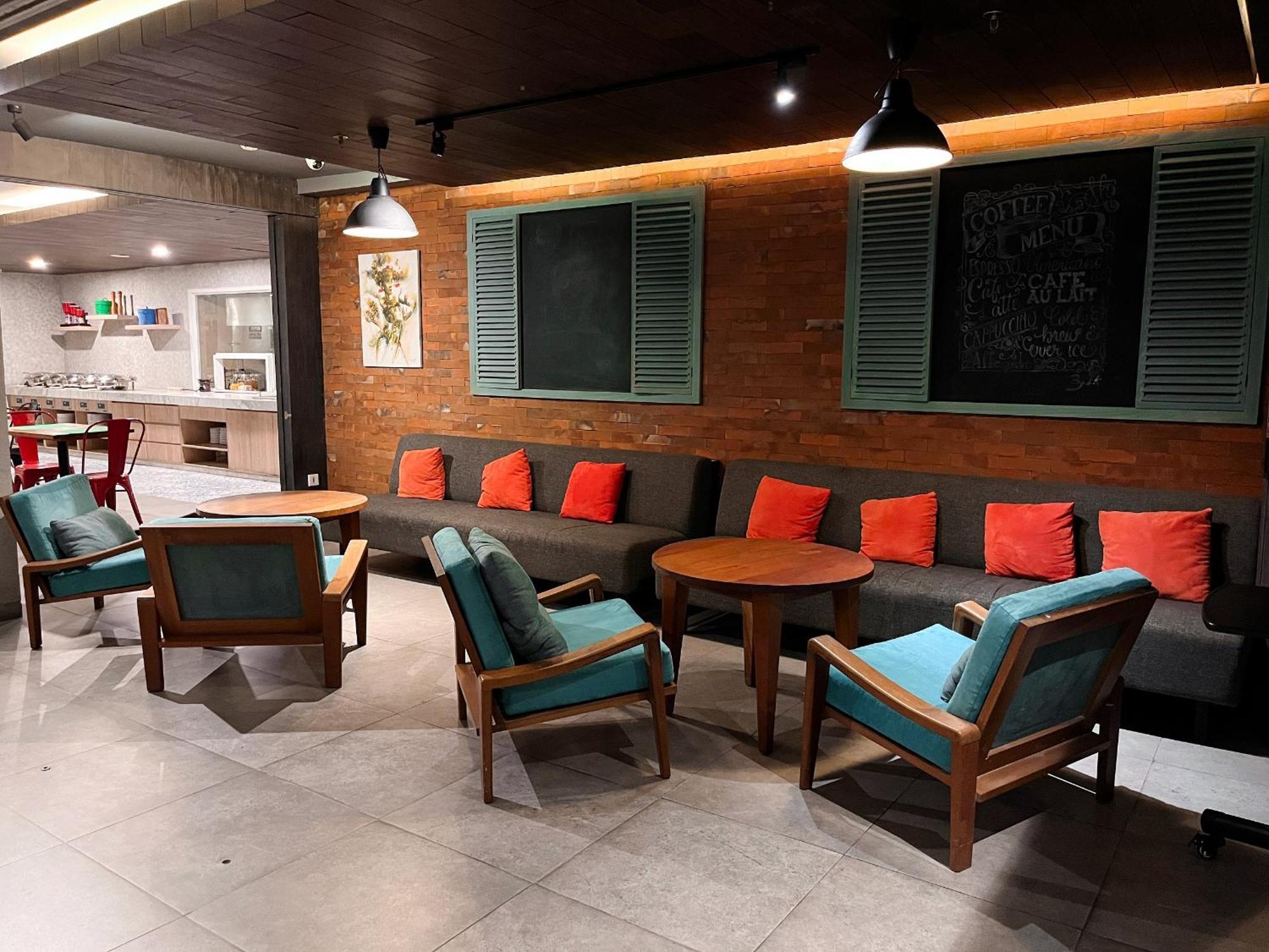 Luminor Hotel Legian Seminyak - Bali Kültér fotó