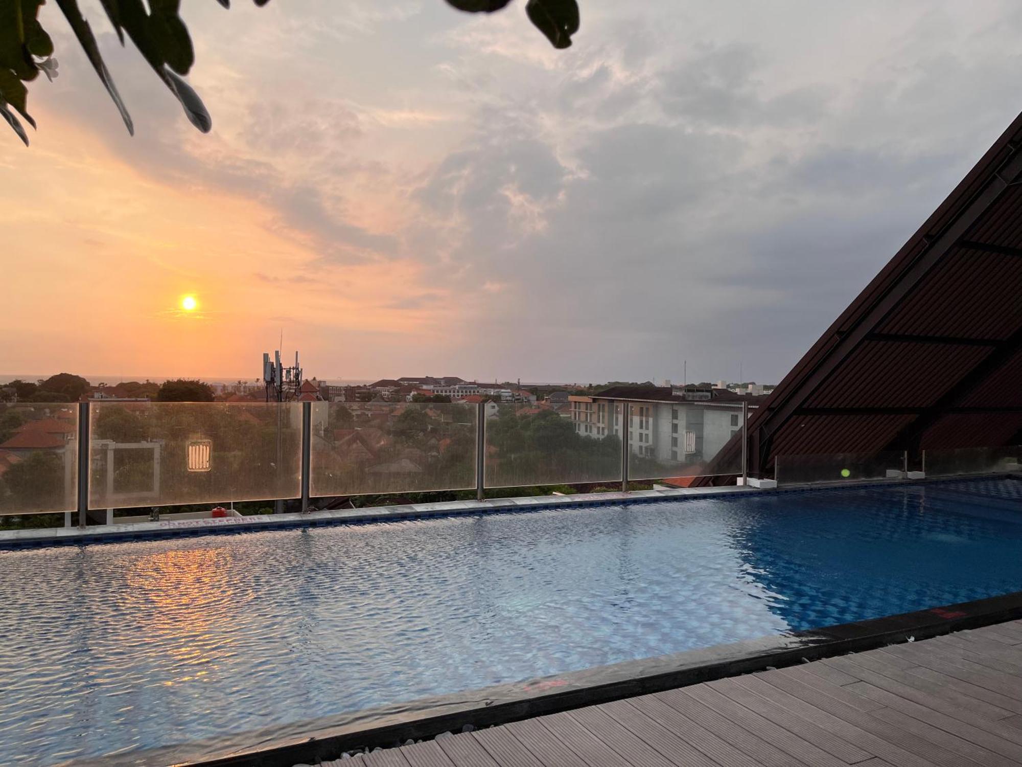 Luminor Hotel Legian Seminyak - Bali Kültér fotó